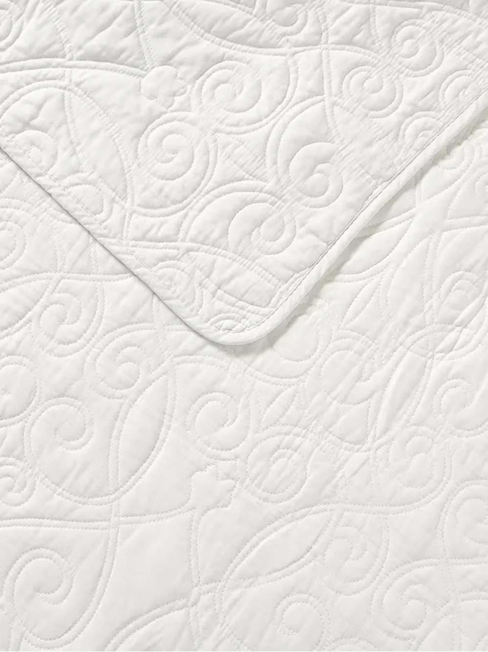 Laura Ashley Felicity King Quilt Set White Reversible 100% Cotton Shams Included